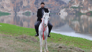 Hercai - Poze oficiale // Rezumate // Fragmente traduse  - Pagina 12 9182931338244389