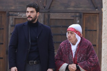 Hercai - Poze oficiale // Rezumate // Fragmente traduse  - Pagina 10 23a64d1333574109