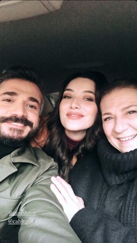 Hercai - set - poze - Pagina 13 42e5381373807913