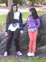 Bailee Madison & Hailee Steinfeld - On location for Make a Film Foundation ''The Magic Bracelet'' Production in Los Angeles, 2012-12-10