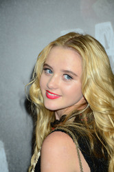 Kathryn Newton - "Bad Teacher" New York Premiere at Ziegfeld Theatre, 06/20/2011