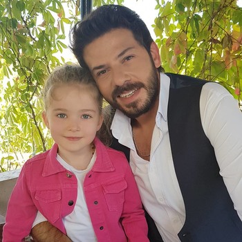 Hercai - set - poze - Pagina 6 8c29031325604743