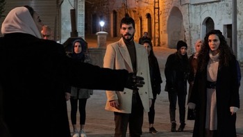 Hercai - Poze oficiale // Rezumate // Fragmente traduse  - Pagina 20 8fe5a81367255656