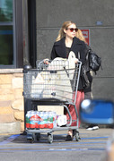 Emma Roberts - looks stylish whilst running errands in LA 01/11/2020
