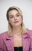 Марго Робби (Margot Robbie) 'Mary Queen of Scots' press conference (Los Angeles, November 16, 2018) 6d89071340140613