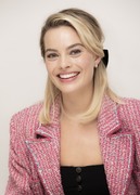 Марго Робби (Margot Robbie) 'Mary Queen of Scots' press conference (Los Angeles, November 16, 2018) 851cb81340140617