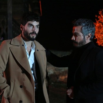 Hercai - Poze oficiale // Rezumate // Fragmente traduse  - Pagina 17 Ec13c21361681838