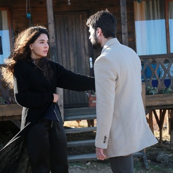 Hercai - Poze oficiale // Rezumate // Fragmente traduse  - Pagina 17 85b0581361681824