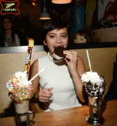 http://thumbs2.imagebam.com/1c/05/af/6617c5911072434.gif