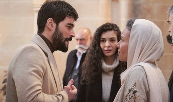 Hercai - Poze oficiale // Rezumate // Fragmente traduse  - Pagina 20 9f1e941367391826