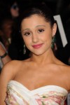 Ariana Grande 26eda61328158403