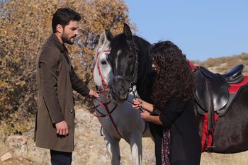 Hercai - Poze oficiale // Rezumate // Fragmente traduse  - Pagina 7 43b0681326428692