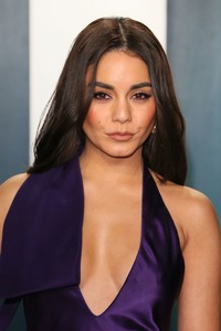 Vanessa Hudgens 7c88e91333735012