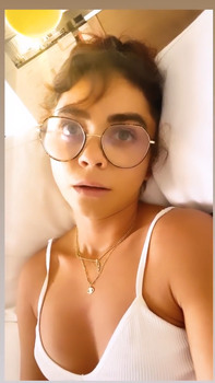 Sarah Hyland - Page 2 F8713b1347916762