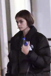 Kaia Gerber - Spotted arriving back at her apartment in New York 12/26/2019