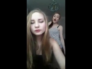 [Image: 0d528e1347045193.jpg]