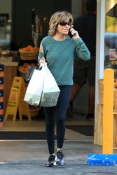 Lisa Rinna - Grocery shopping at Jayd's Market in Bel Air 12/13/2019