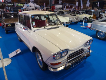 Salon Epoque Auto Lyon 2019. 8b12941326149238