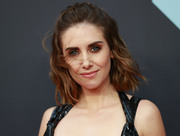 Alison Brie - 2019 MTV Video Music Awards at Prudential Center in Newark, New Jersey 08/26/2019