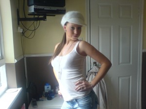 [Image: 3a379c1357850787.jpg]