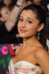 Ariana Grande Cdeb361328158489