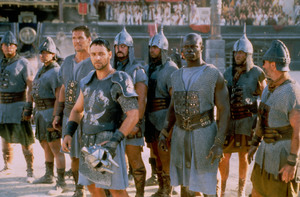 Гладиатор / Gladiator (Рассел Кроу, Хоакин Феникс, Джимон Хонсу, 2000) 3fbd611325871561