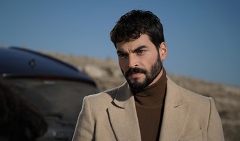 Hercai - Poze oficiale // Rezumate // Fragmente traduse  - Pagina 20 9a201f1367255663