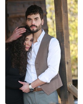 Hercai - Poze oficiale // Rezumate // Fragmente traduse  - Pagina 17 F736d71361681795