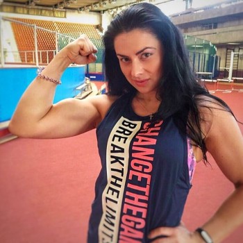 Irina Gladkaya (ARM WRESTLER)