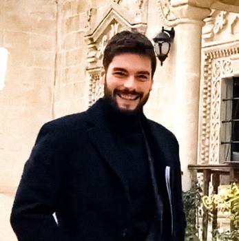 Hercai - set - poze - Pagina 6 5f75071327586009