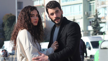 Hercai - Poze oficiale // Rezumate // Fragmente traduse  - Pagina 11 9b95ee1335298825