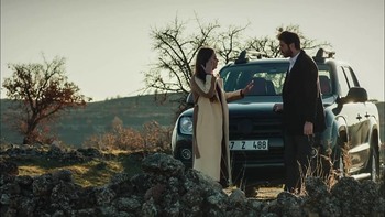 Hercai - Poze oficiale // Rezumate // Fragmente traduse  - Pagina 20 1644e61367391728