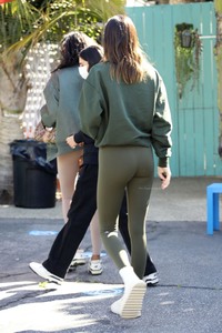 Kendall Jenner - Page 10 Bdf3151372706707