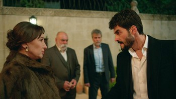 Hercai - Poze oficiale // Rezumate // Fragmente traduse  - Pagina 17 Dfd40f1359748148