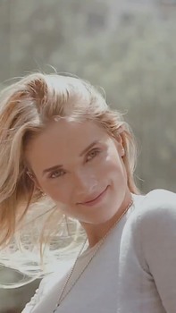 https://thumbs2.imagebam.com/69/e5/9f/df46531342670517.jpg