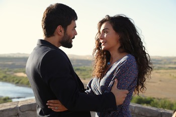 Hercai - Poze oficiale // Rezumate // Fragmente traduse  - Pagina 13 Fcbf211354667251