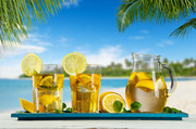 Холодный чай на пляже / Tea drink on beach 902e3a1337918802