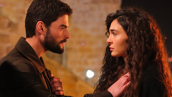 Hercai - Poze oficiale // Rezumate // Fragmente traduse  - Pagina 7 9fc11f1326736221