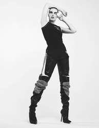 Марго Робби (Margot Robbie) Chris Colls Photoshoot for V Magazine issue #123 (2020) - 5xHQ 1c8c081340140271