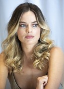 Марго Робби (Margot Robbie) 'Once Upon A Time In Hollywood' press conference (July 12, 2019) 45a1851340141164