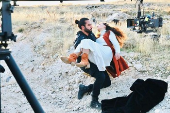 Hercai - set - poze - Pagina 11 0b71571364209160