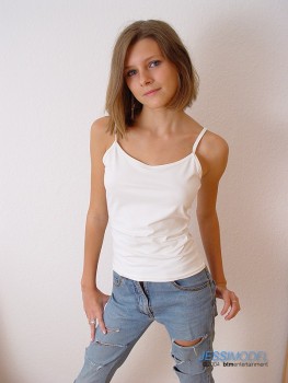 [Image: fb06df1341905231.jpg]