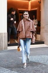 Olivia Palermo - Leaving her hotel during Milan fashion week in Milan 02/21/2020