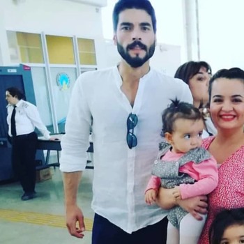 Hercai - set - poze - Pagina 5 Fc9cbe1323558505