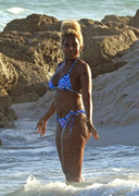 Mary J. Blige - spotted in a sexy bikini in Miami Beach 01/03/2020