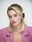 Марго Робби (Margot Robbie) 'Mary Queen of Scots' press conference (Los Angeles, November 16, 2018) Fb45e01340140714
