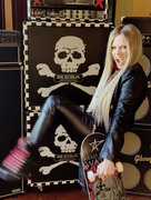 Avril Lavigne C384561342982555