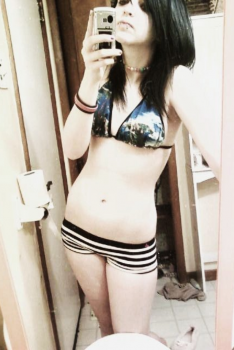 [Image: 0f18391355105264.jpg]