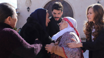 Hercai - Poze oficiale // Rezumate // Fragmente traduse  - Pagina 10 Fbd31d1332807688