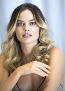 Марго Робби (Margot Robbie) 'Once Upon A Time In Hollywood' press conference (July 12, 2019) 8c1b6d1340141209